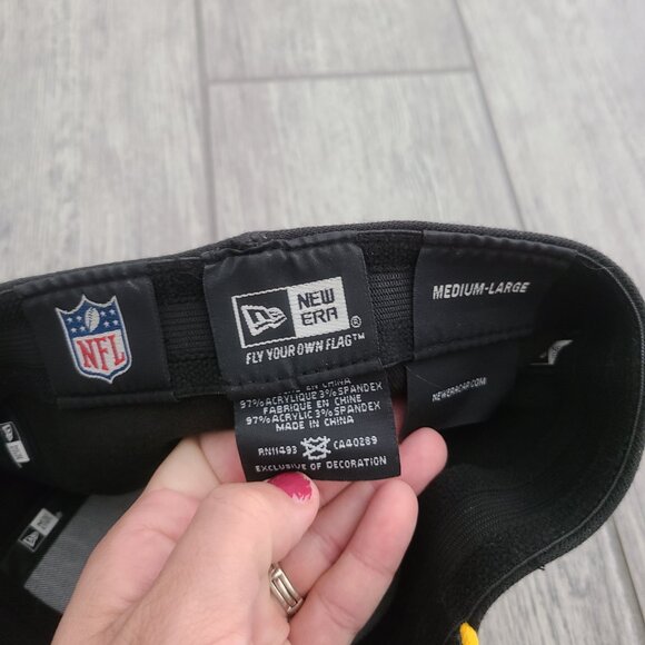 Pittsburgh Steelers New Era NFL Flex Fit Hat Black/Yellow Size M/L - Picture 7 of 8